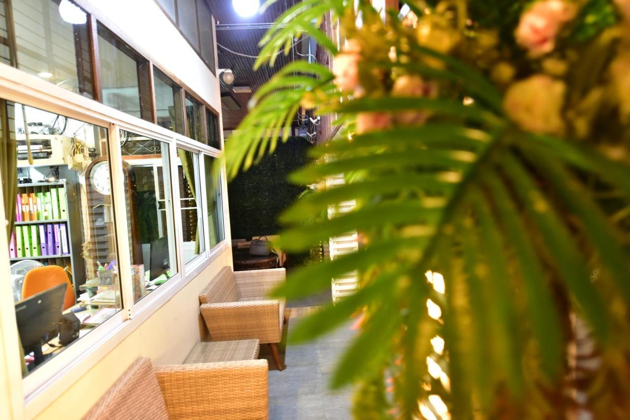 KT Knight Hotel Surin Buitenkant foto